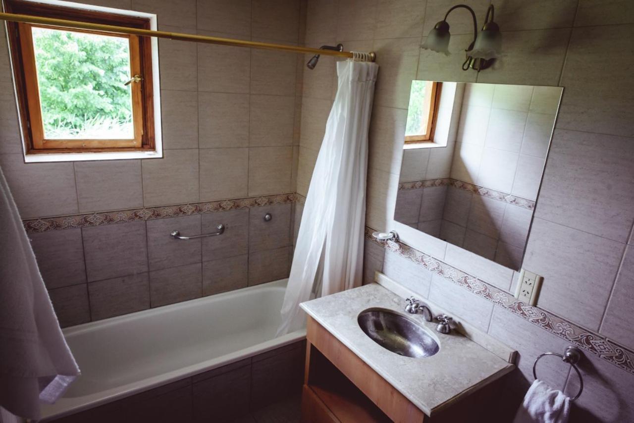 Posada Los Mimbres Gaiman Room photo